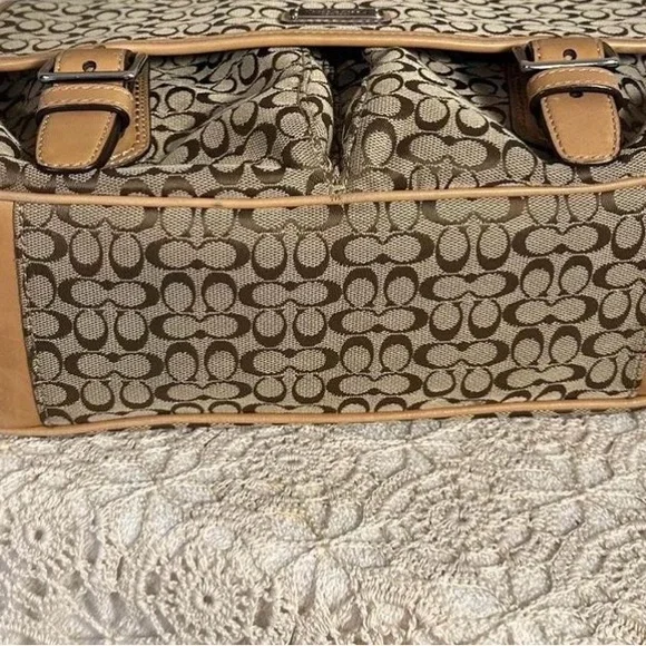 Coach Brown Signature Canvas Messenger Bag with Tan Leather Trim - Picture 3 of 6
